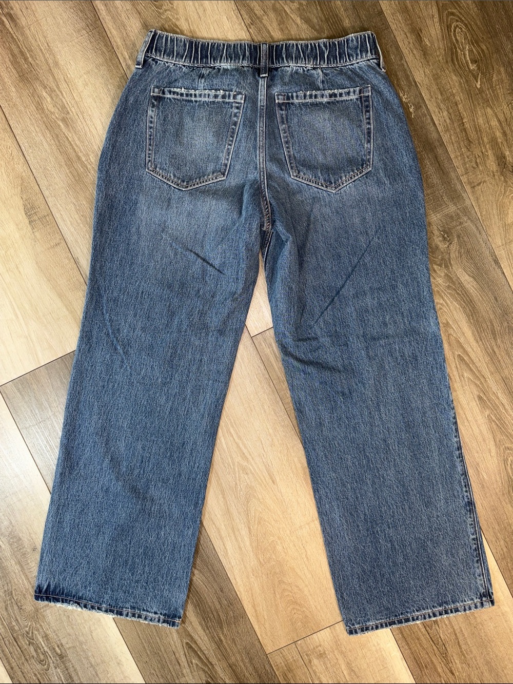 Hollister Low Rise Baggy Wide Leg Jeans - Picture 3 of 14